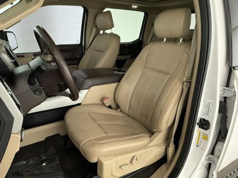 Used 2018 Ford F150 Lariat w/ Equipment Group 502A Luxury AWD/4WD image 8