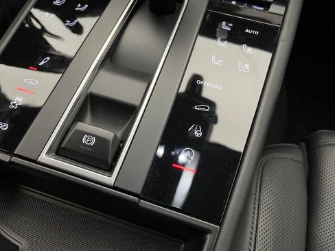 Used 2022 Porsche Macan GTS image 19