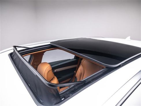 New 2026 Genesis GV80 2.5T Advanced image 18