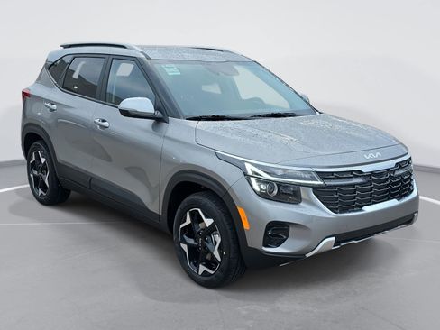 New 2026 Kia Seltos S image 3