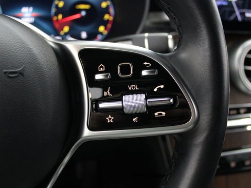 Used 2022 Mercedes-Benz GLC 300 4MATIC w/ Driver Assistance Package image 37