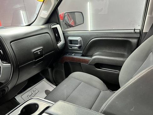 Used 2017 GMC Sierra 1500 SLE w/ SLE Value Package AWD/4WD image 14