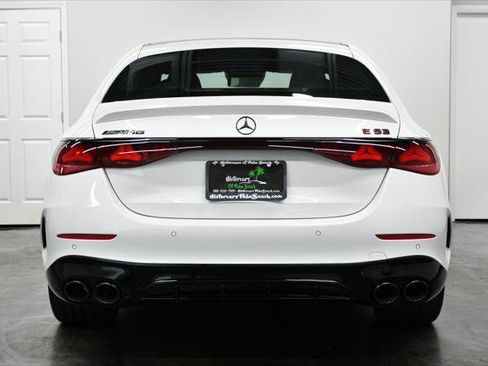Used 2026 Mercedes-Benz E 53 AMG e 4MATIC Sedan image 11