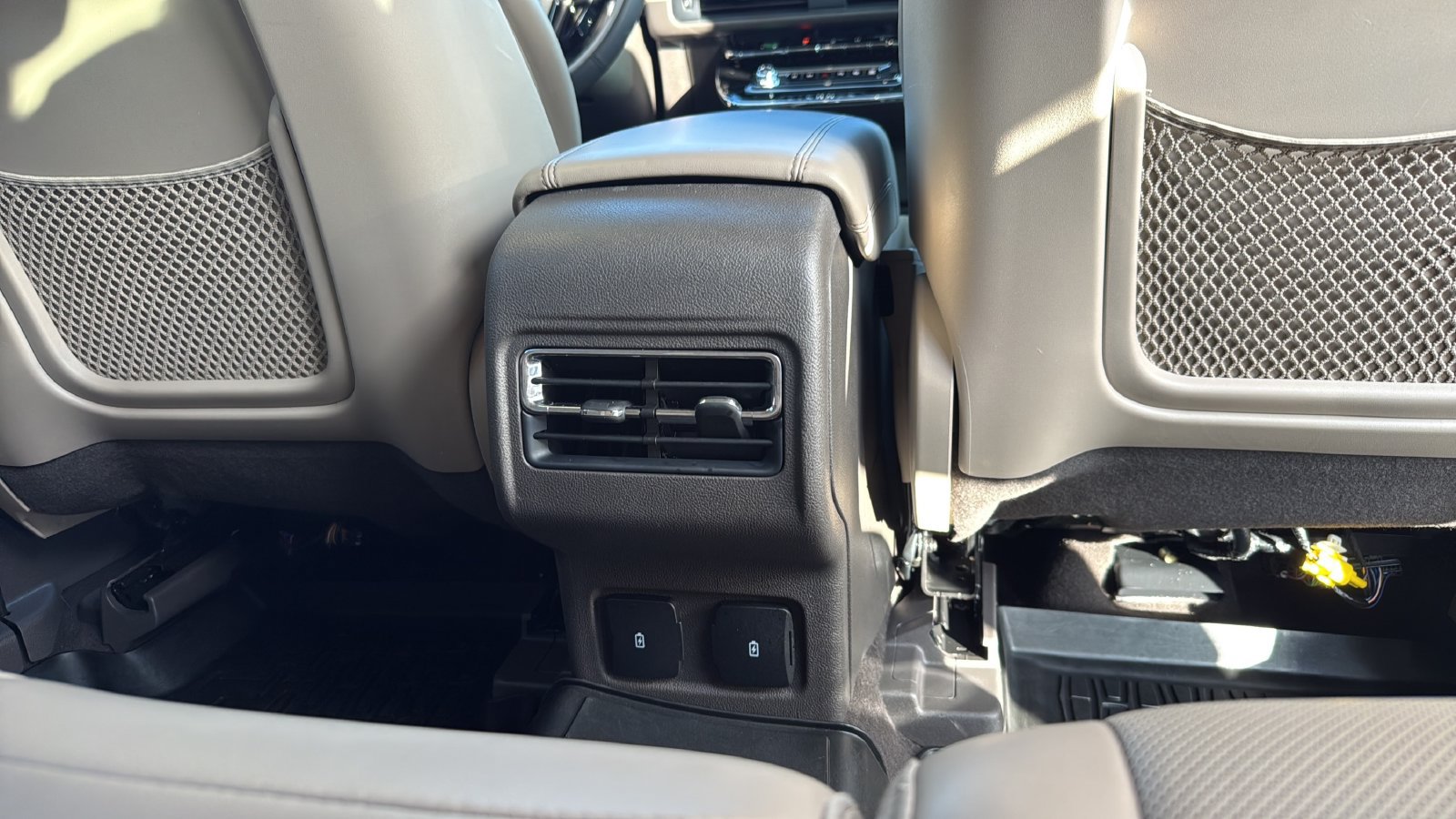 Used 2024 Lincoln Corsair FWD w/ Equipment Group 101A image 27