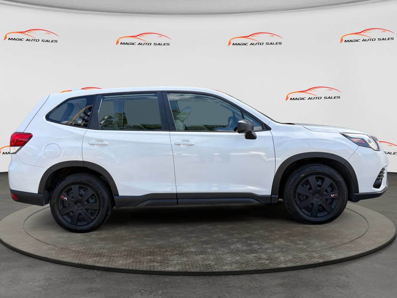 Used 2022 Subaru Forester AWD/4WD image 6