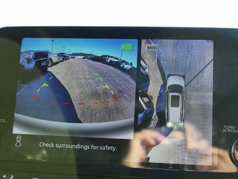 Used 2022 Nissan Pathfinder SL w/ SL Premium Package image 14