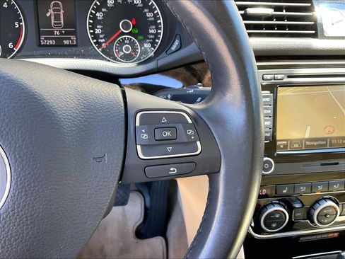 Used 2015 Volkswagen Passat TDI SEL Premium FWD image 19