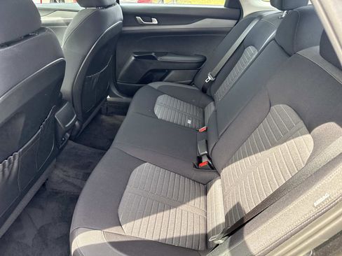 Used 2025 Kia K5 LXS image 14