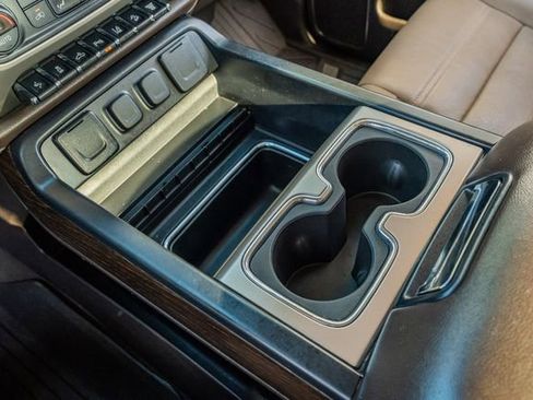 Used 2019 GMC Sierra 2500 Denali w/ Duramax Plus Package image 29