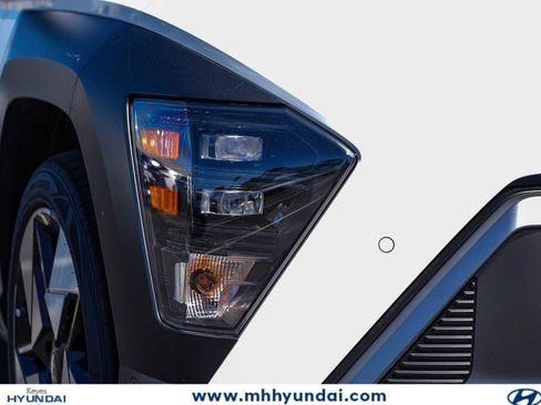 New 2026 Hyundai Kona Limited FWD image 4