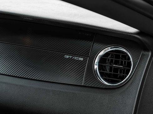 Used 2012 Ford Mustang GT Premium image 27