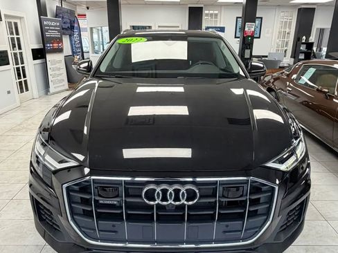 Used 2022 Audi Q8 Premium Plus w/ Premium Plus Package AWD/4WD image 2