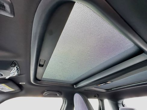 New 2026 MINI Cooper 4-Door Hardtop FWD image 16
