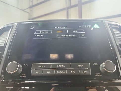 Used 2024 Nissan Titan PRO-4X w/ Pro-4x Convenience Package AWD/4WD image 32