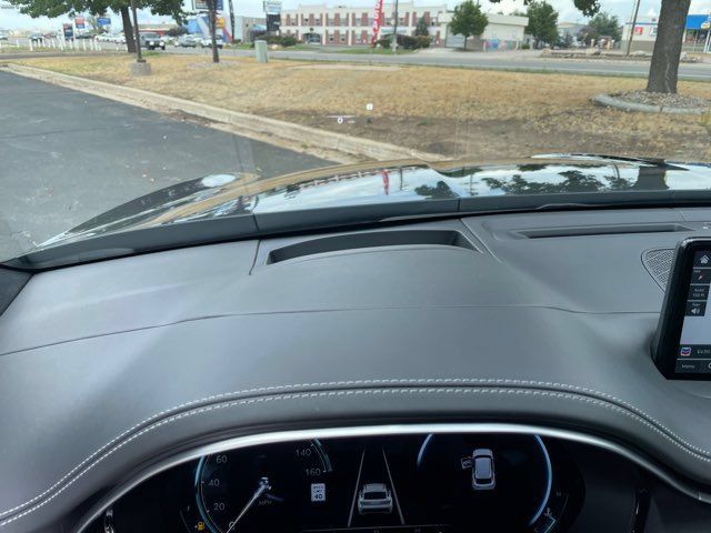 Used 2024 Genesis GV70 3.5T Sport w/ Sport Prestige Package AWD/4WD image 8