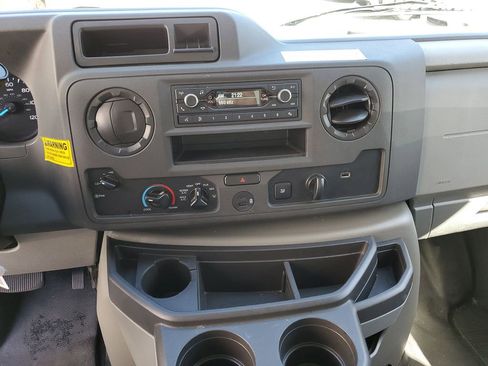 Used 2024 Ford E-350 and Econoline 350 Super Duty w/ Power Windows & Locks Group image 20