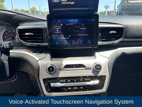Certified 2022 Ford Explorer XLT w/ Equipment Group 202A RWD image 25