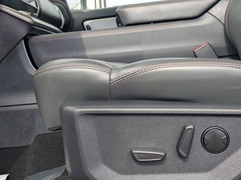 Used 2025 Ford Expedition Active RWD image 27