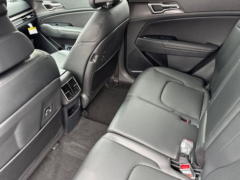 New 2026 Kia Sportage EX AWD/4WD image 12