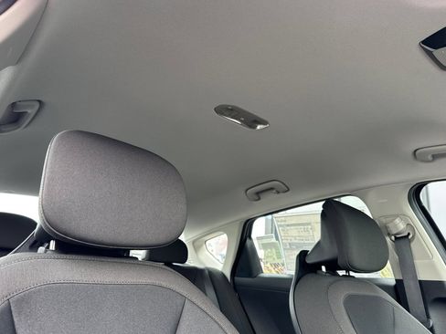 New 2026 Kia K4 FWD image 16