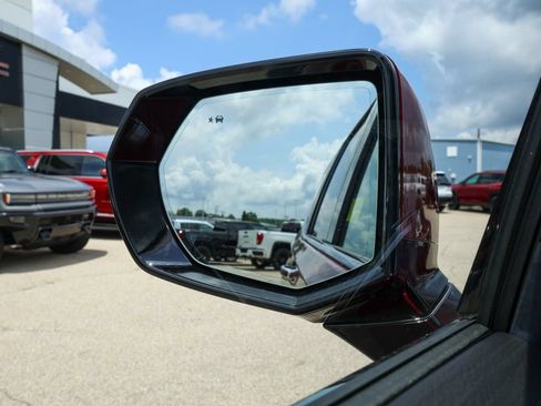 New 2026 GMC Yukon XL Denali w/ Advanced Technology Package AWD/4WD image 37