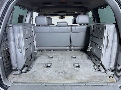 Used 2007 Toyota Land Cruiser image 27