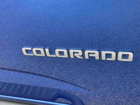 Used 2018 Chevrolet Colorado Z71 image 9