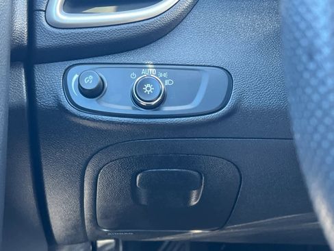 Certified 2020 Chevrolet Trax LT image 22