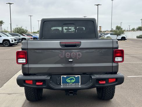 Used 2022 Jeep Gladiator Rubicon w/ Trailer Tow Package AWD/4WD image 4