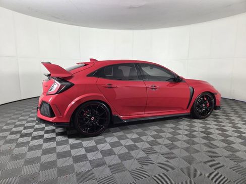 Used 2018 Honda Civic Type R image 5