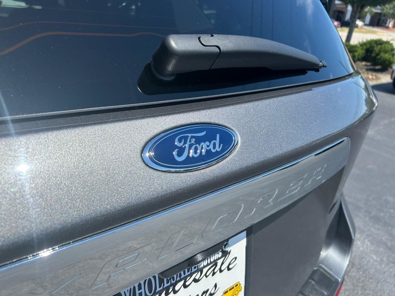 Used 2024 Ford Explorer XLT RWD image 31