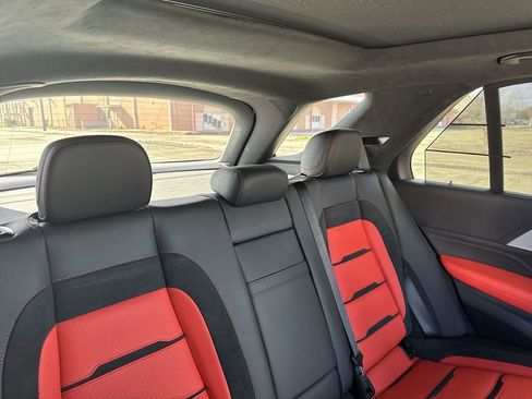 Used 2024 Mercedes-Benz GLE 63 AMG S image 33