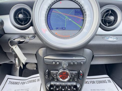 Used 2015 MINI Cooper Convertible image 18