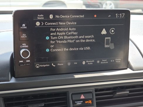 Certified 2023 Honda Pilot Touring image 8