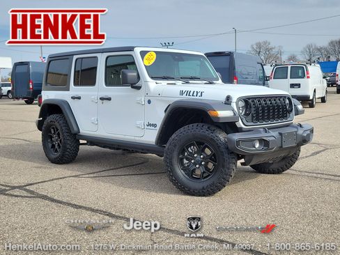 Used 2025 Jeep Wrangler Unlimited Sport S 4xe image 1