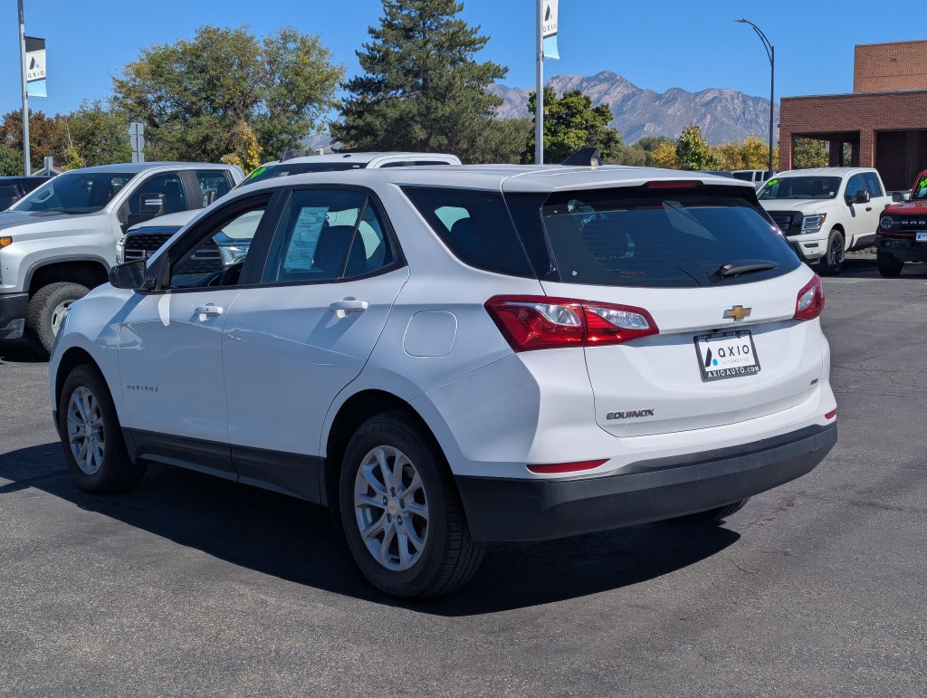 Used 2021 Chevrolet Equinox LS AWD/4WD image 6