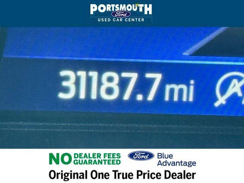 Used 2023 Ford Explorer XLT w/ Equipment Group 202A image 18