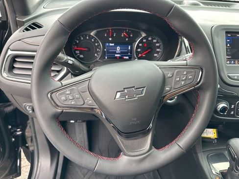 Used 2023 Chevrolet Equinox RS w/ LPO, Floor Liner Package FWD image 18