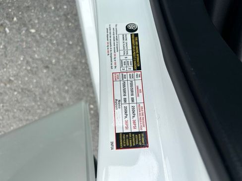 Used 2025 Nissan Leaf S FWD image 58