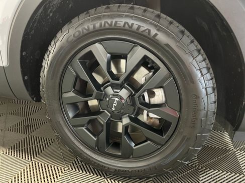 Used 2023 Kia Telluride SX Prestige X-Pro image 3