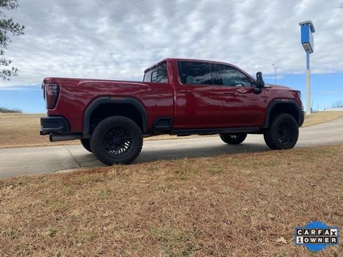 Used 2025 GMC Sierra 2500 AT4X image 13