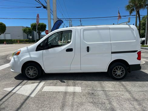 Used 2021 Nissan NV200 S w/ Back Door Glass Package image 5
