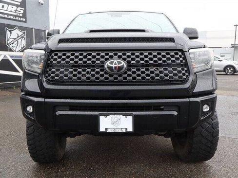 Used 2018 Toyota Tundra SR5 image 8