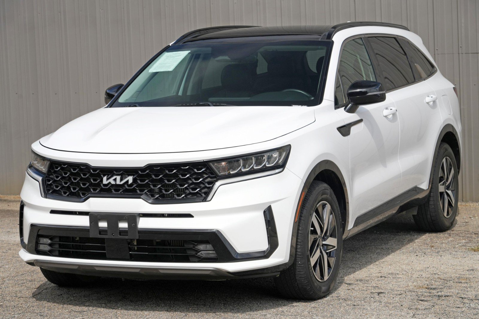 Used 2022 Kia Sorento EX w/ Panoramic Sunroof Package FWD image 47