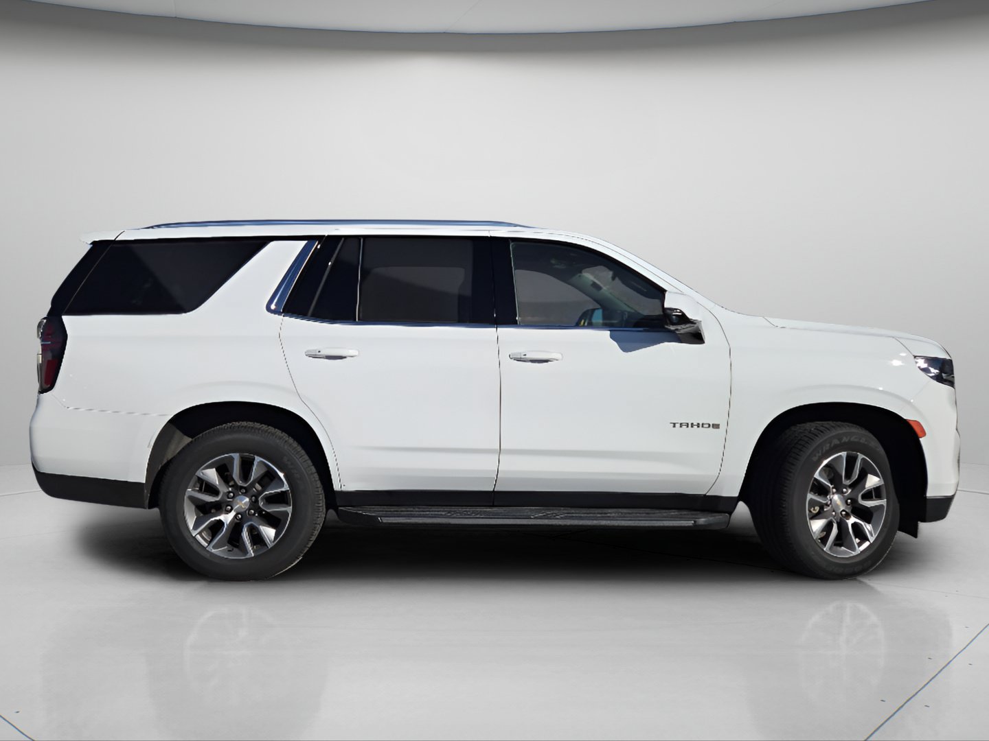 Used 2022 Chevrolet Tahoe LT w/ LT Signature Package AWD/4WD image 26