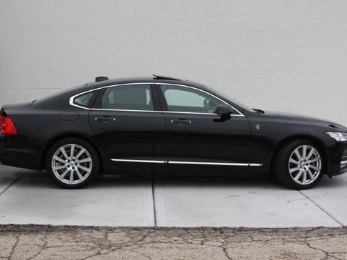 Used 2017 Volvo S90 T6 Inscription w/ Vision Package image 7