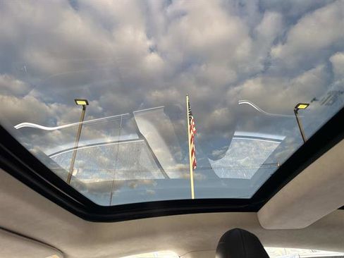 Used 2014 Tesla Model S P85 image 27