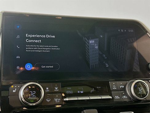 Used 2023 Toyota Highlander XLE image 16