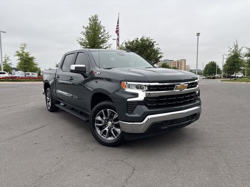 Used 2026 Chevrolet Silverado 1500 LT AWD/4WD image 2