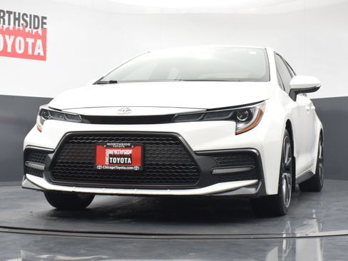 Used 2021 Toyota Corolla SE FWD image 29